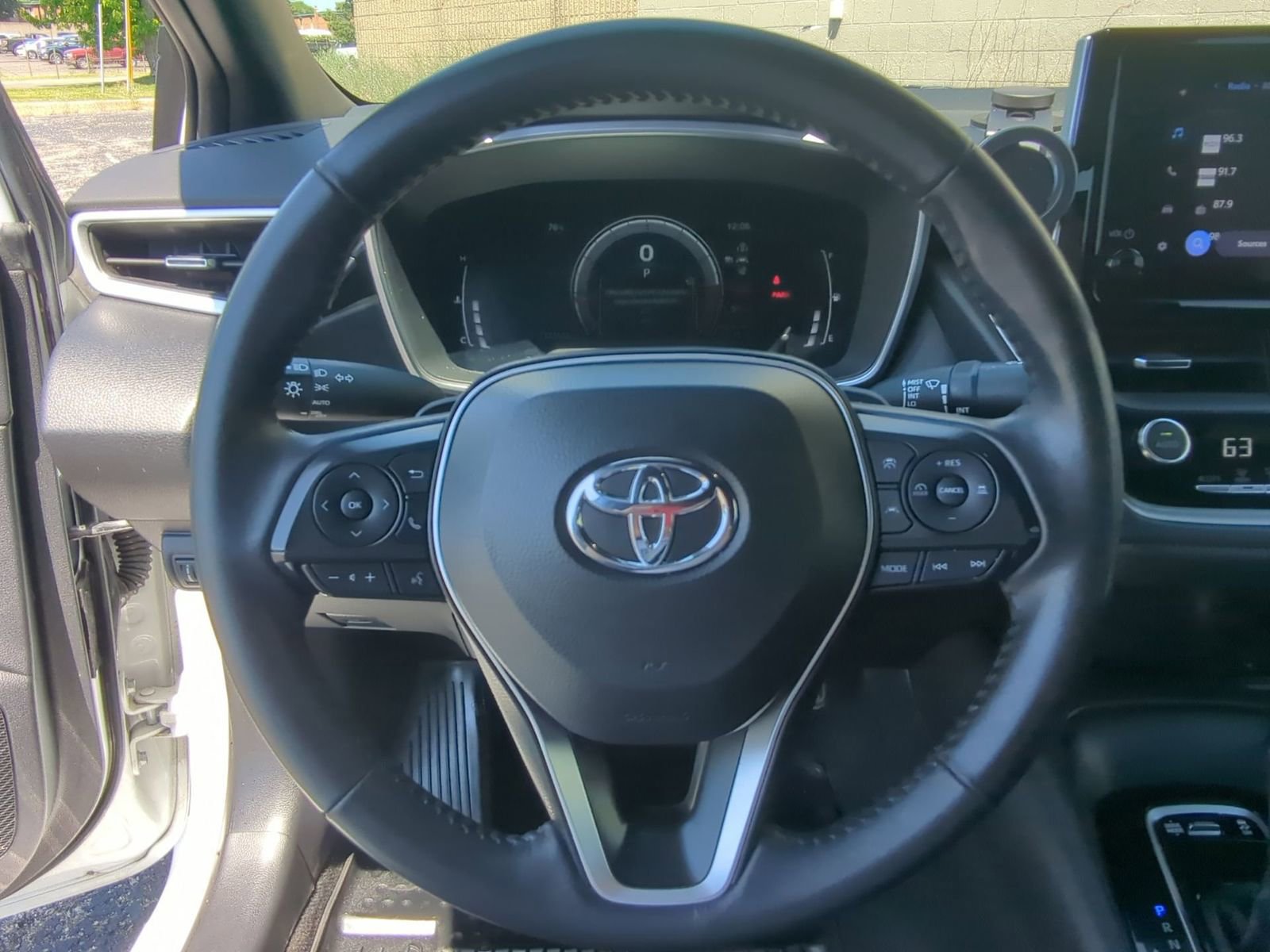 Thumbnail: 2023 Toyota Corolla - 22