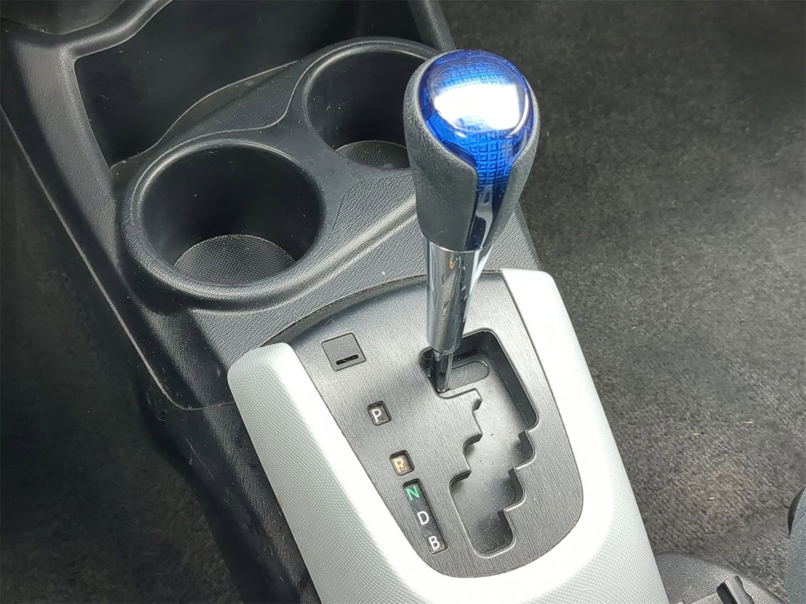 Thumbnail: 2014 Toyota Prius c - 35