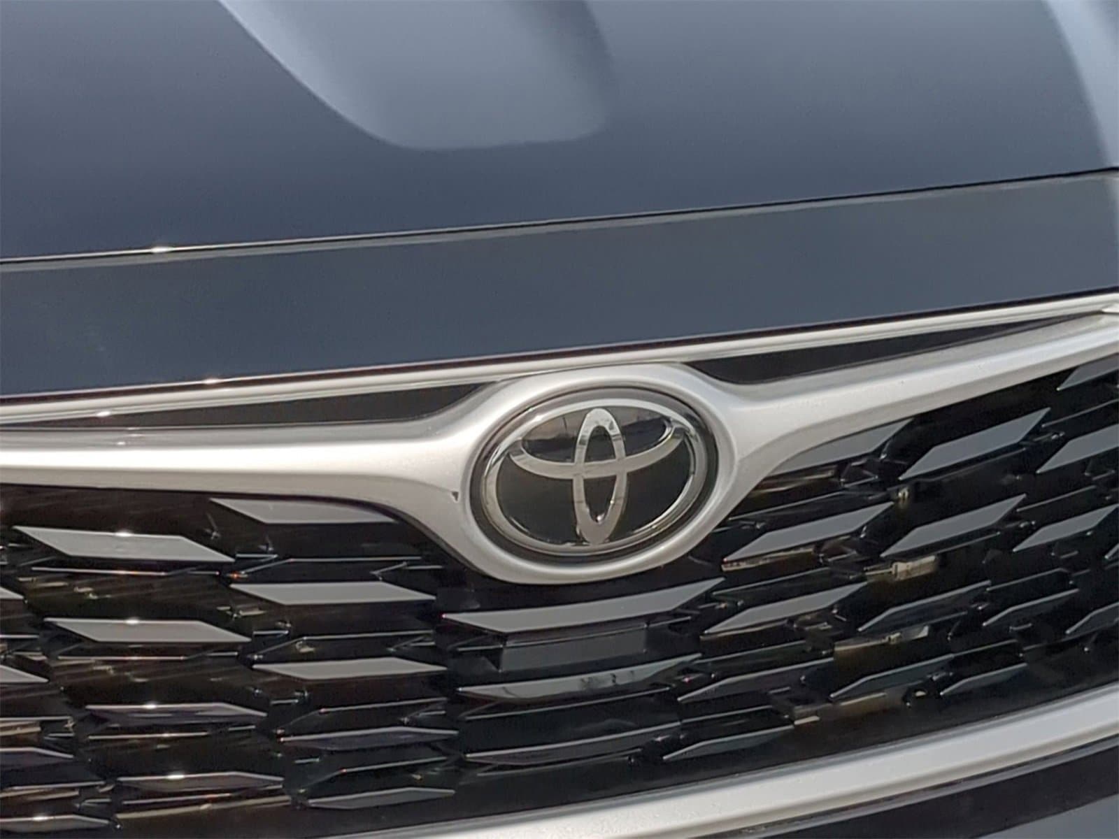 Thumbnail: 2021 Toyota Highlander - 19