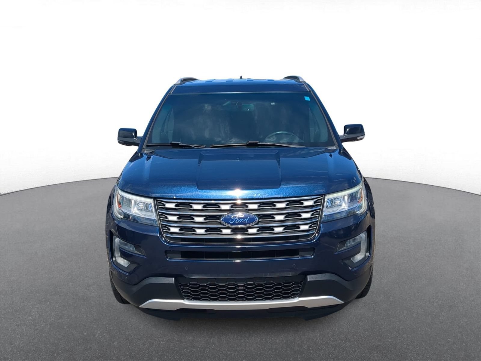 Thumbnail: 2017 Ford Explorer - 3