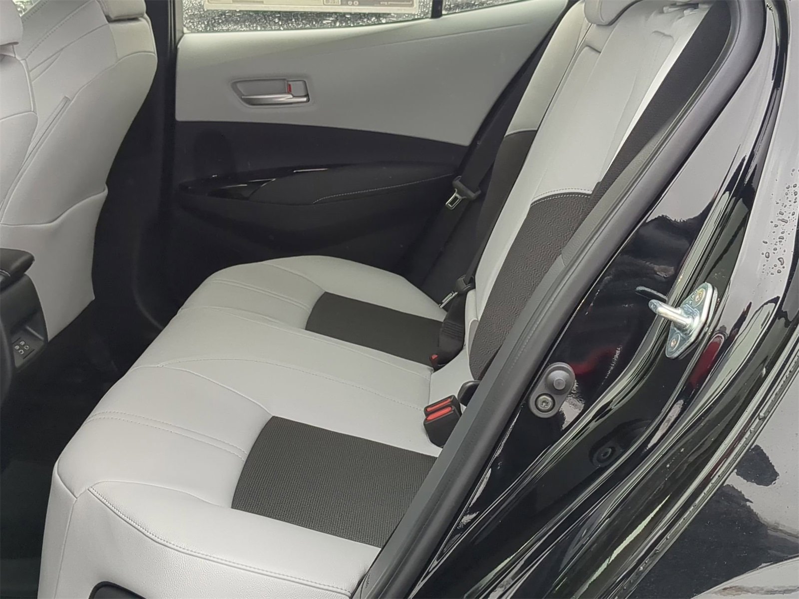 Thumbnail: 2026 Toyota Corolla - 26