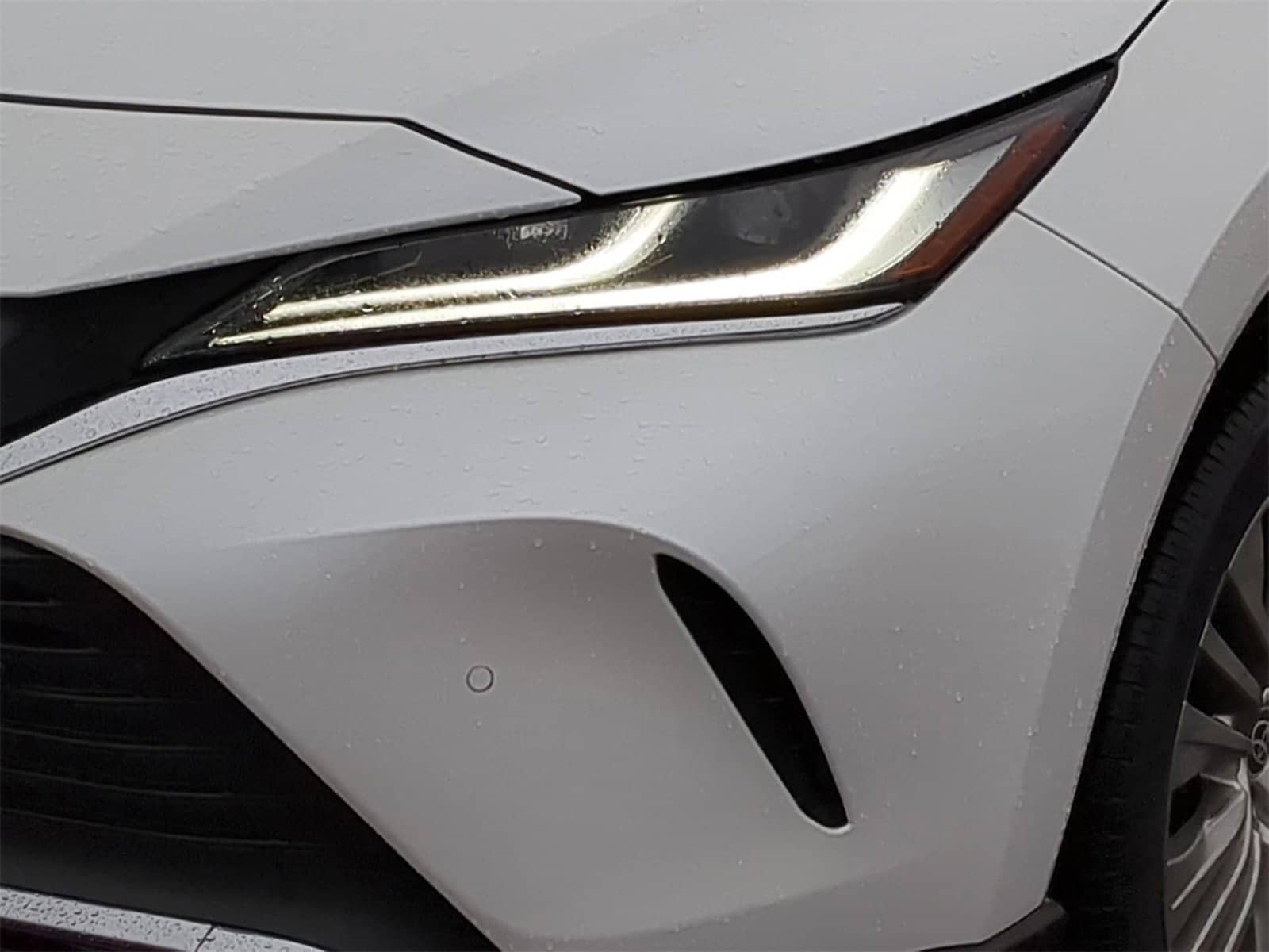 Thumbnail: 2024 Toyota Venza - 18