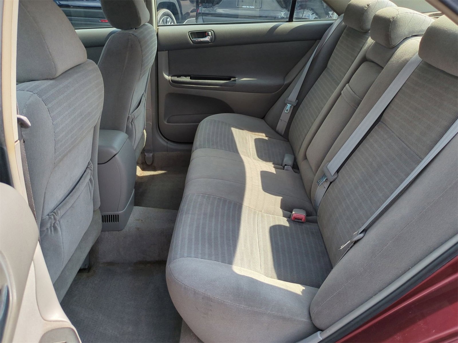 Thumbnail: 2005 Toyota Camry - 18