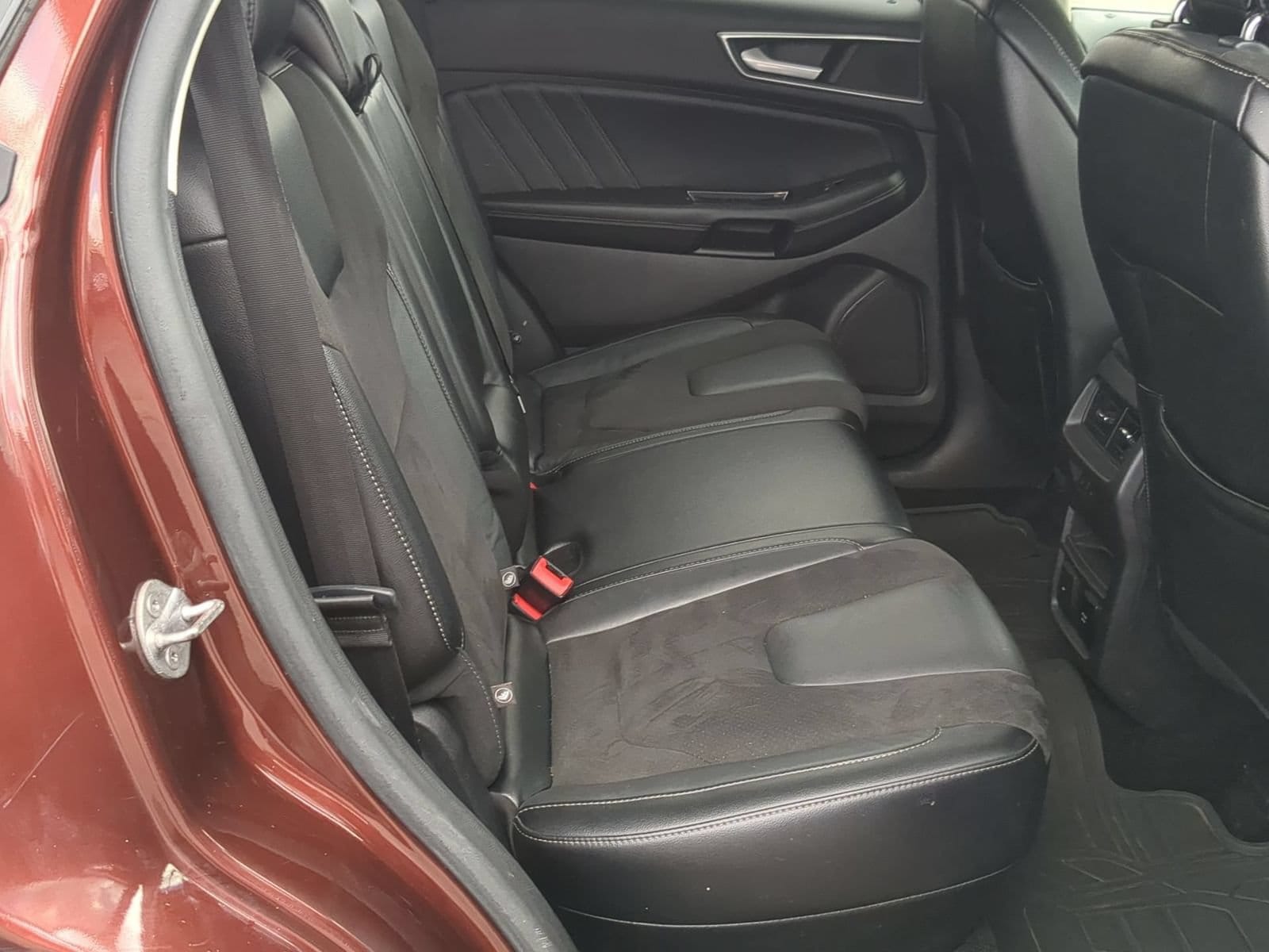 Thumbnail: 2015 Ford Edge - 20