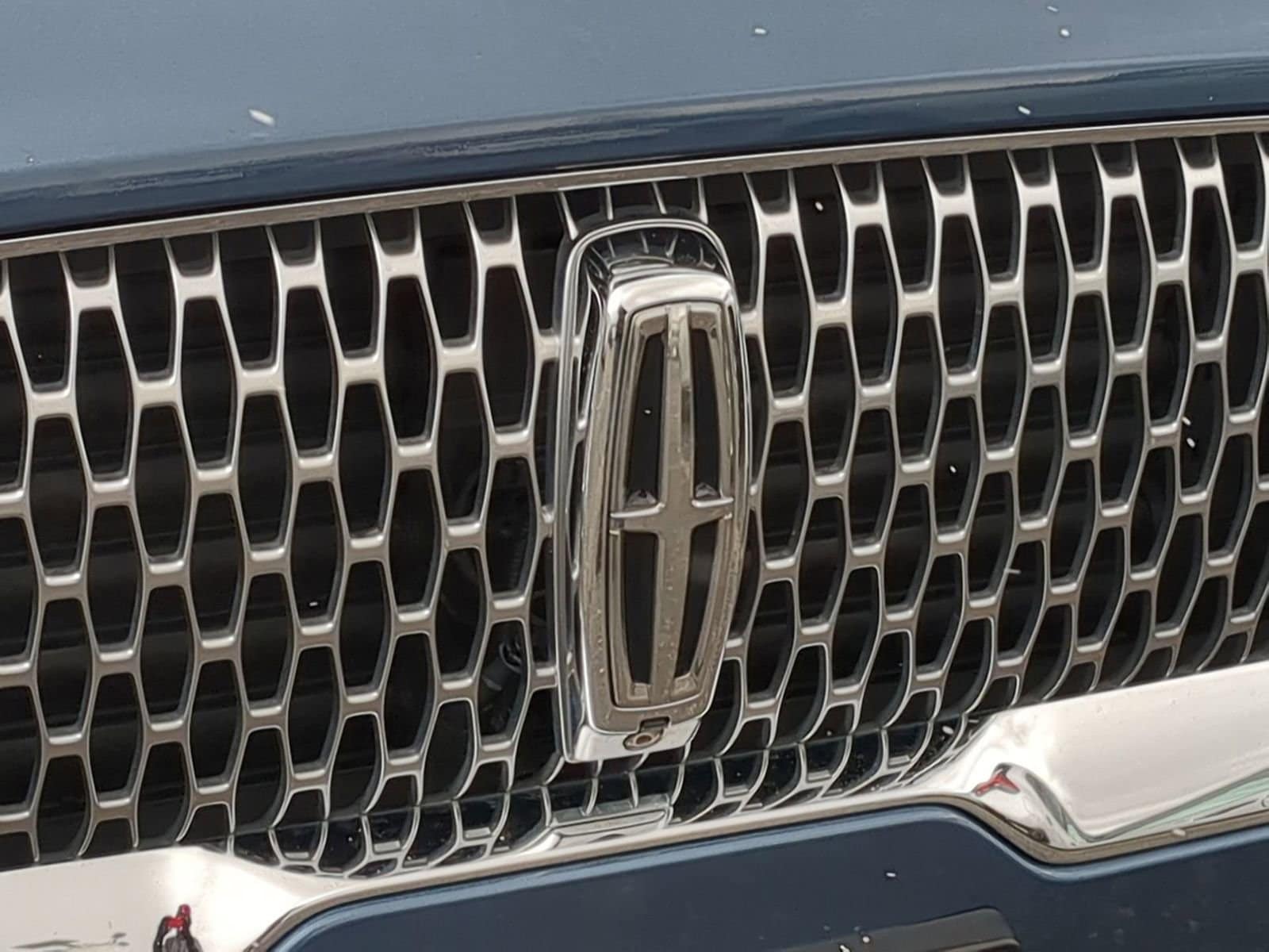 Thumbnail: 2020 Lincoln Aviator - 12