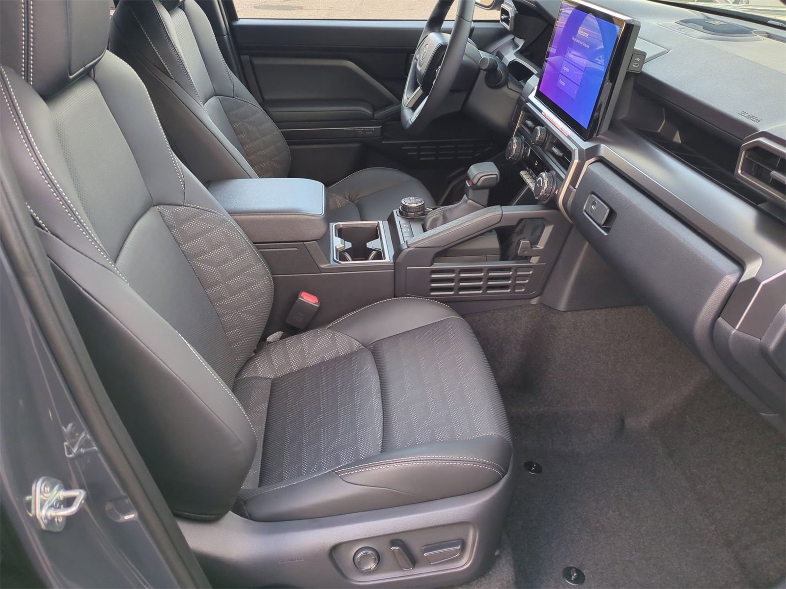 Thumbnail: 2025 Toyota 4Runner - 21