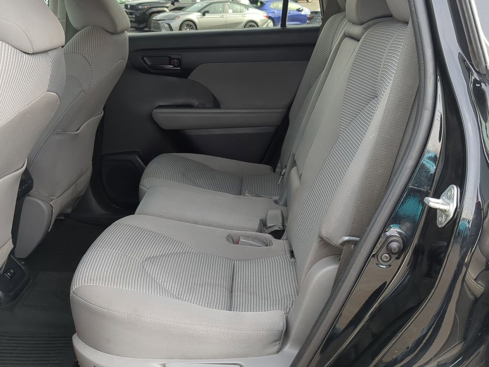 Thumbnail: 2021 Toyota Highlander - 26