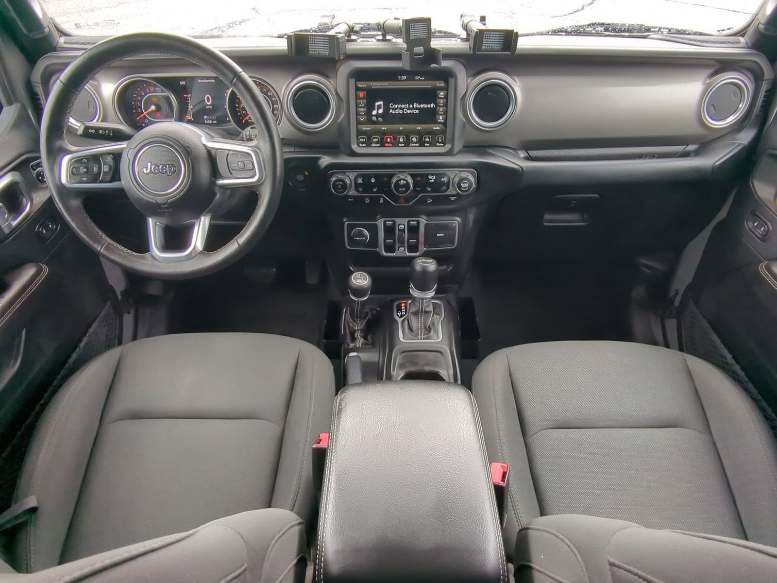 Thumbnail: 2018 Jeep Wrangler - 14
