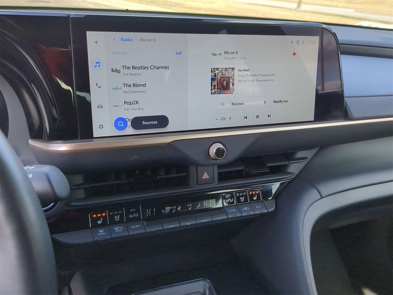 Thumbnail: 2025 Toyota Crown Signia - 34