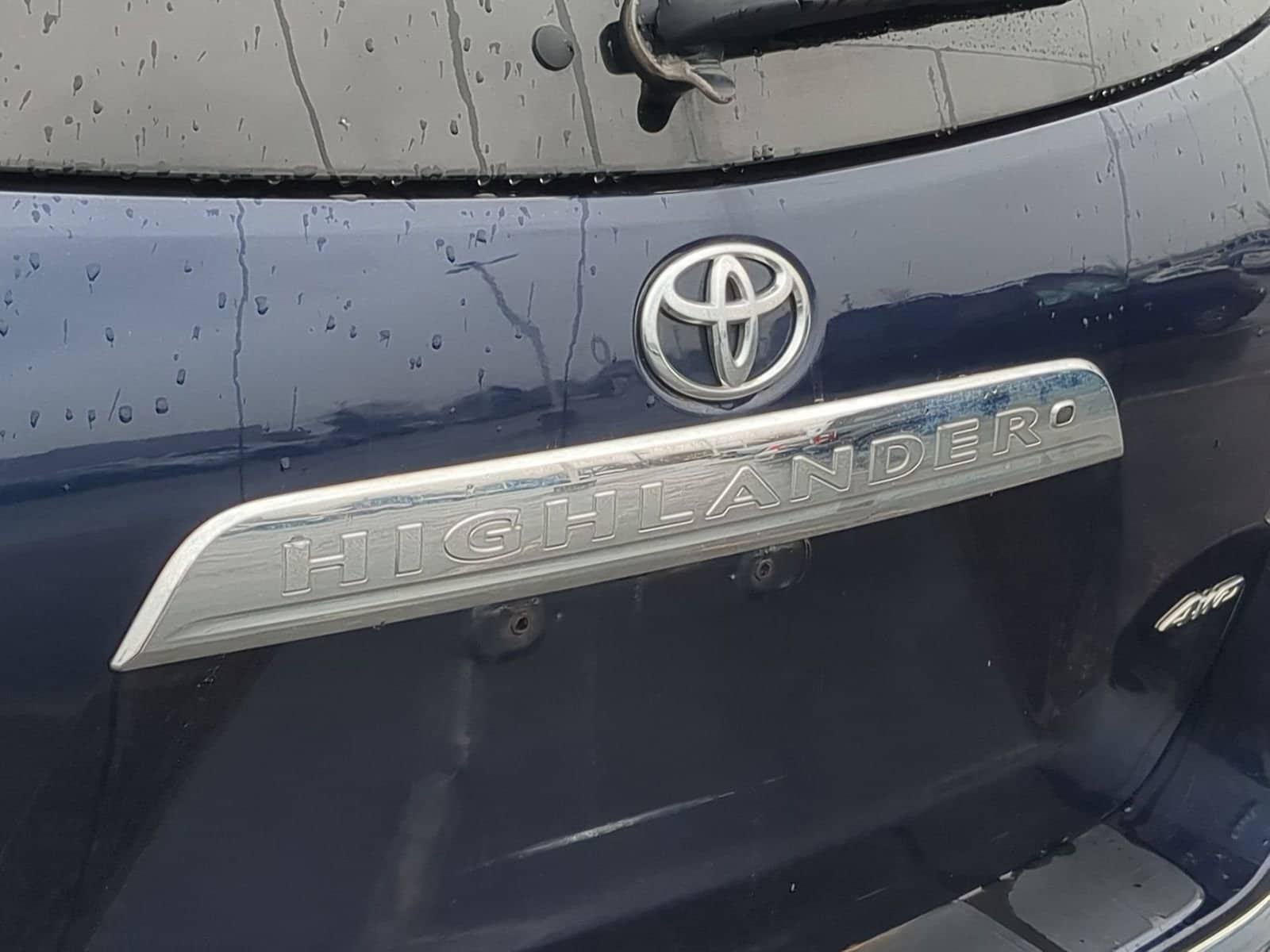 Thumbnail: 2012 Toyota Highlander - 13