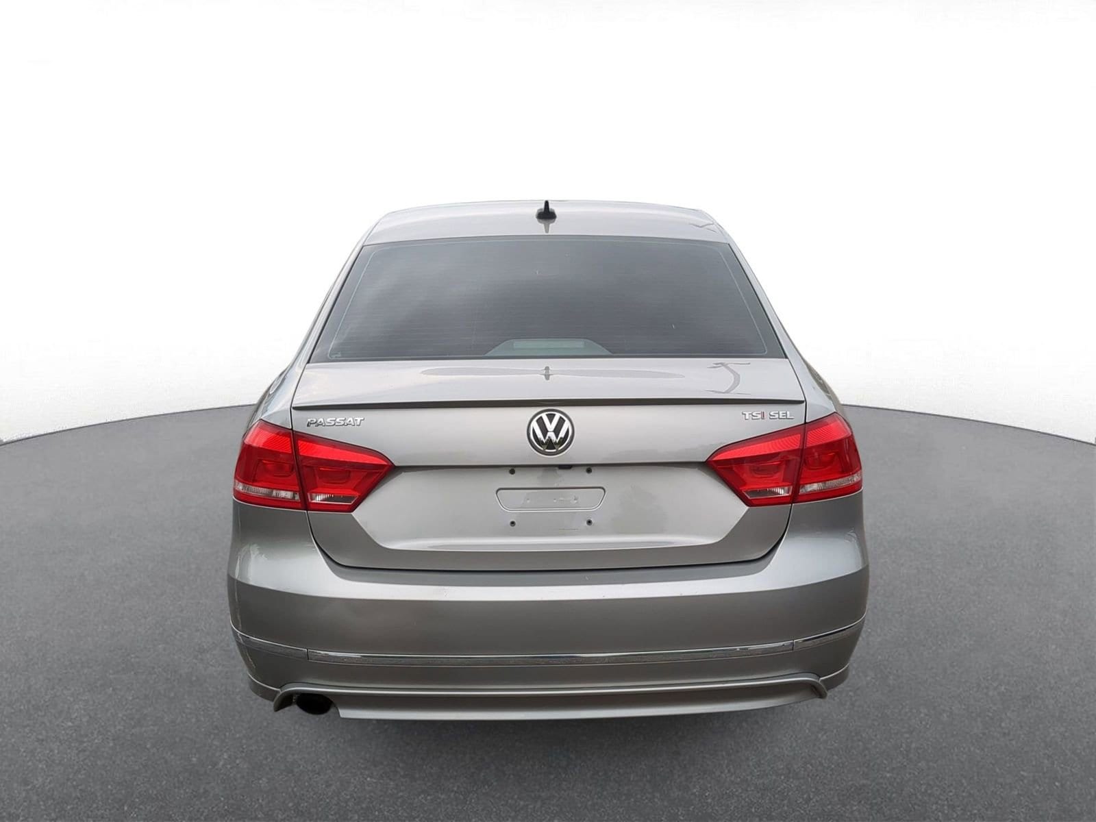 Thumbnail: 2014 Volkswagen Passat - 7