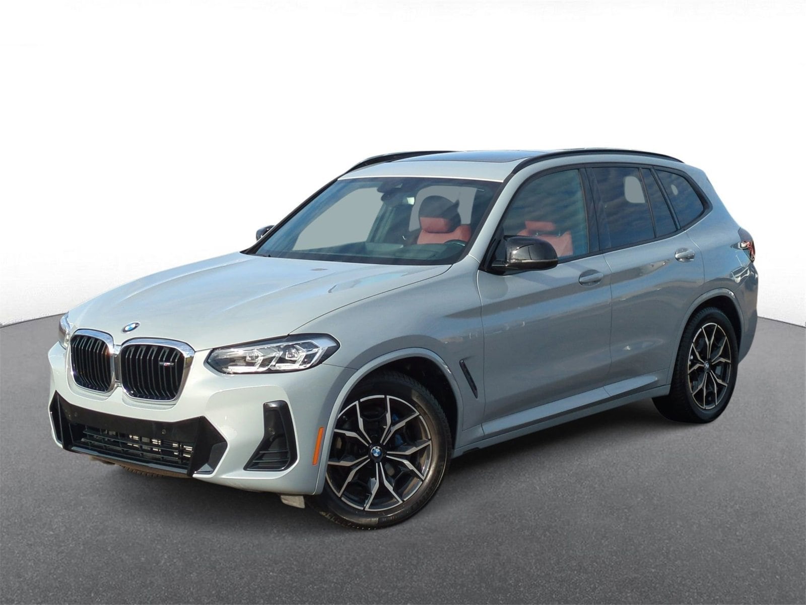 2022 BMW X3 40i's photo