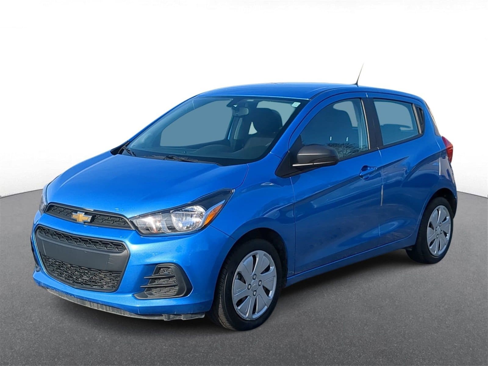 Thumbnail: 2017 Chevrolet Spark - 4