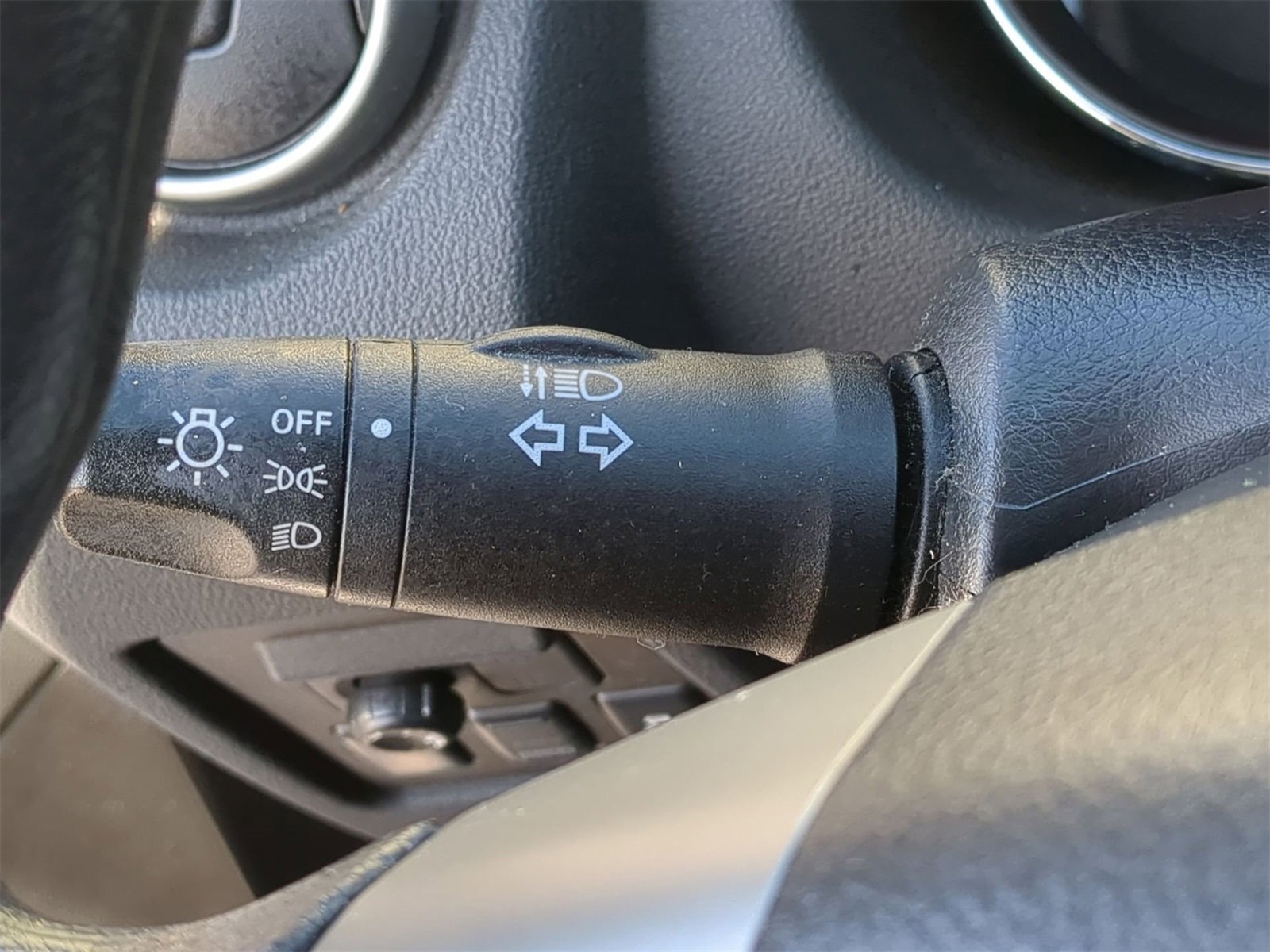 Thumbnail: 2015 Nissan Rogue - 33