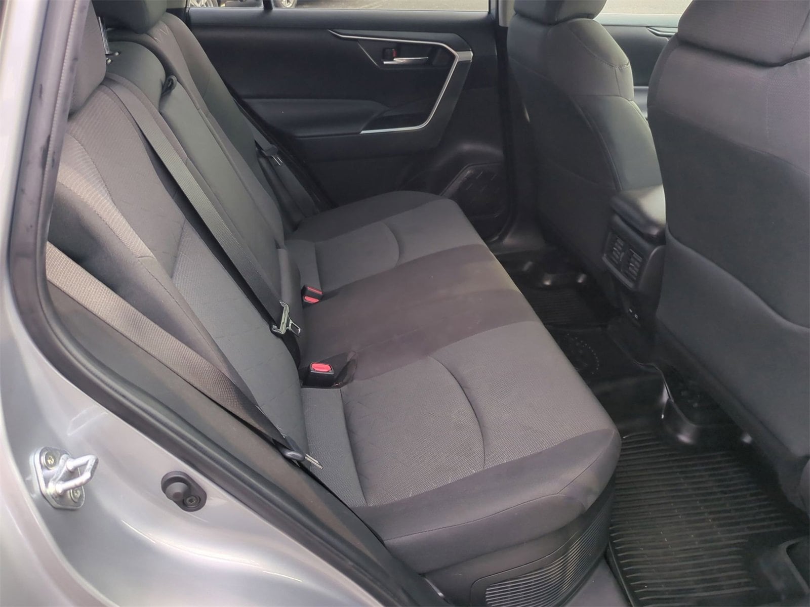 Thumbnail: 2024 Toyota RAV4 - 20