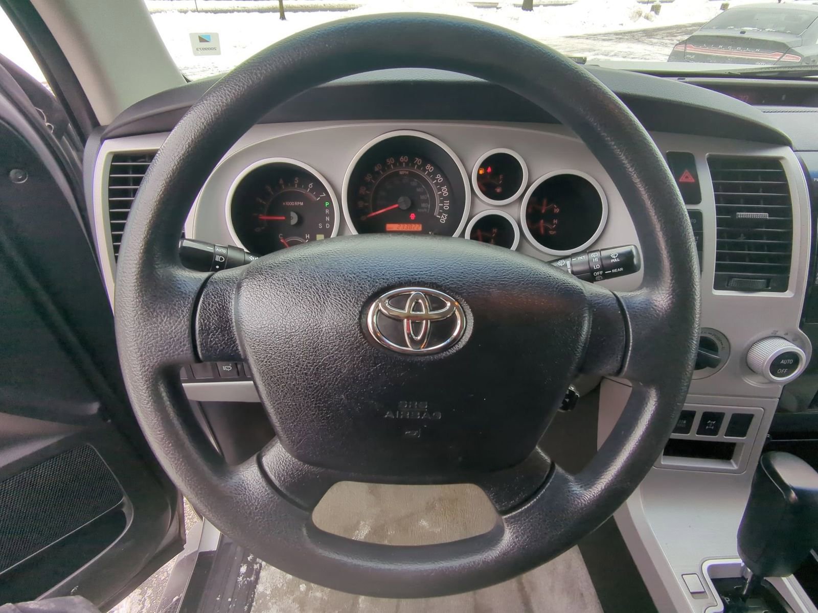 Thumbnail: 2008 Toyota Sequoia - 31