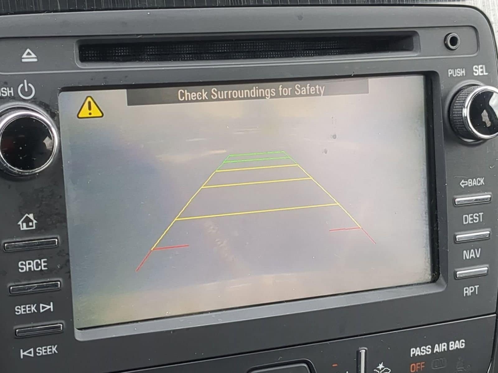 Thumbnail: 2015 Chevrolet Traverse - 28