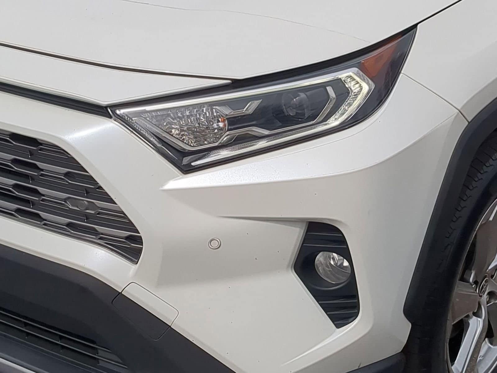 Thumbnail: 2020 Toyota RAV4 - 11