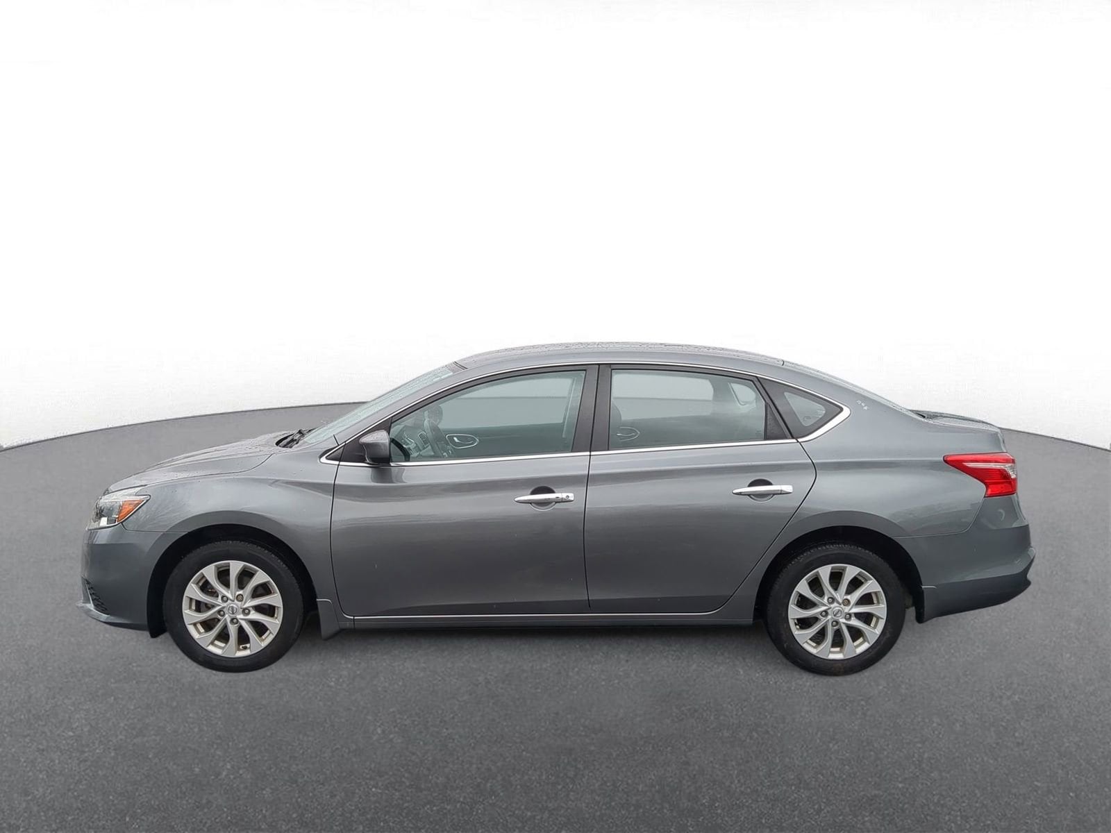 Thumbnail: 2019 Nissan Sentra - 5