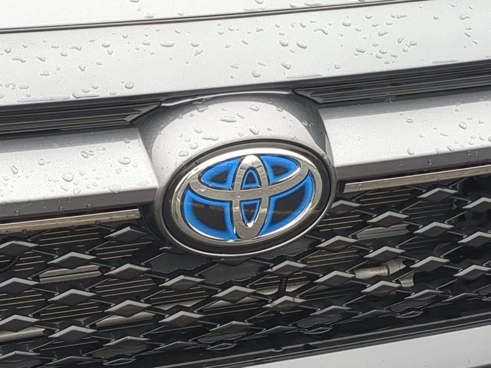 Thumbnail: 2023 Toyota RAV4 - 12