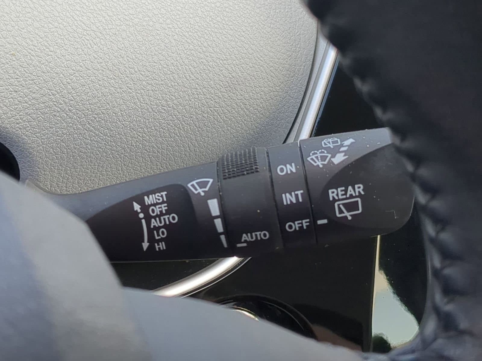 Thumbnail: 2017 Toyota Prius - 25