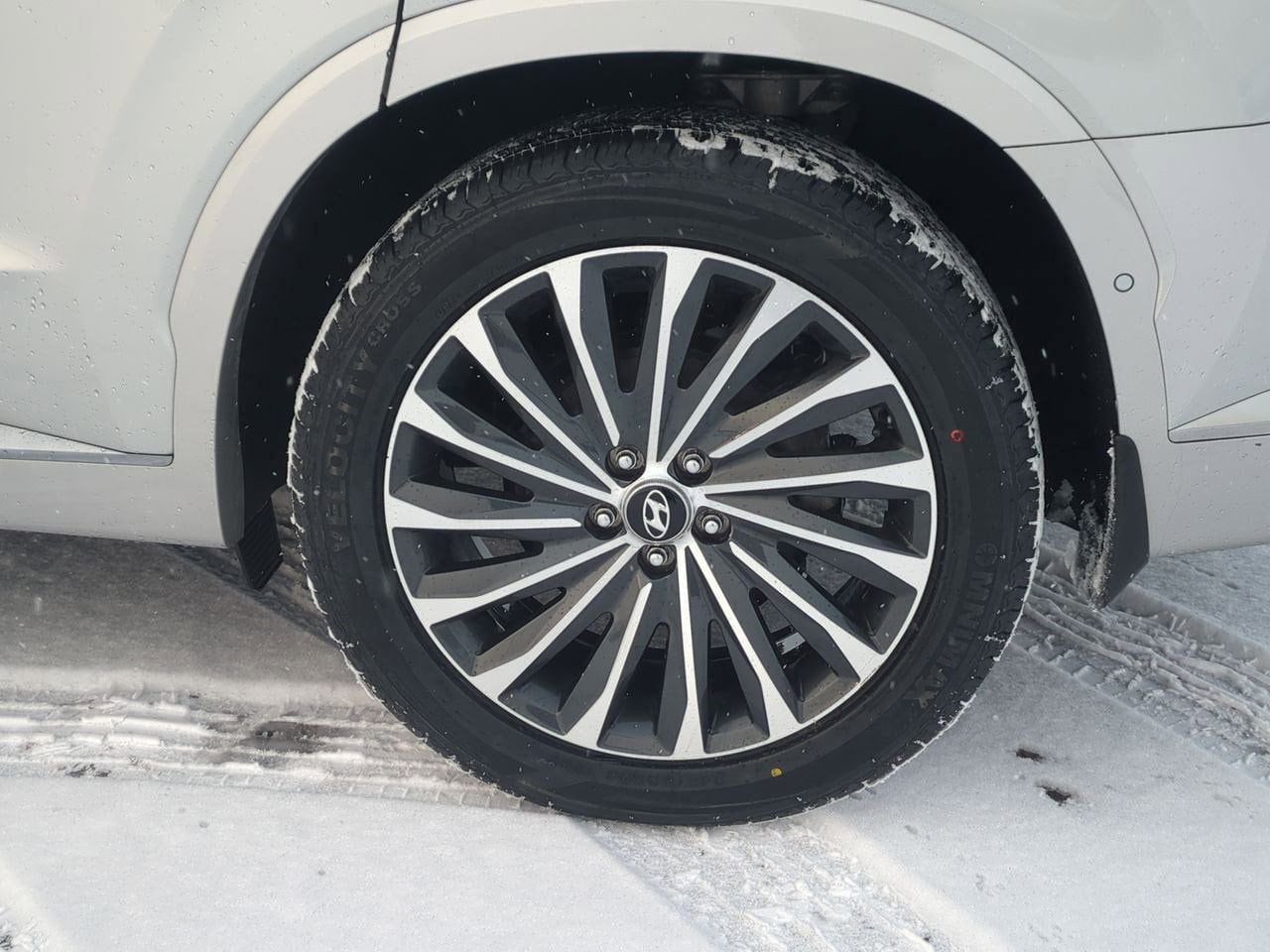 Thumbnail: 2023 Hyundai Palisade - 13