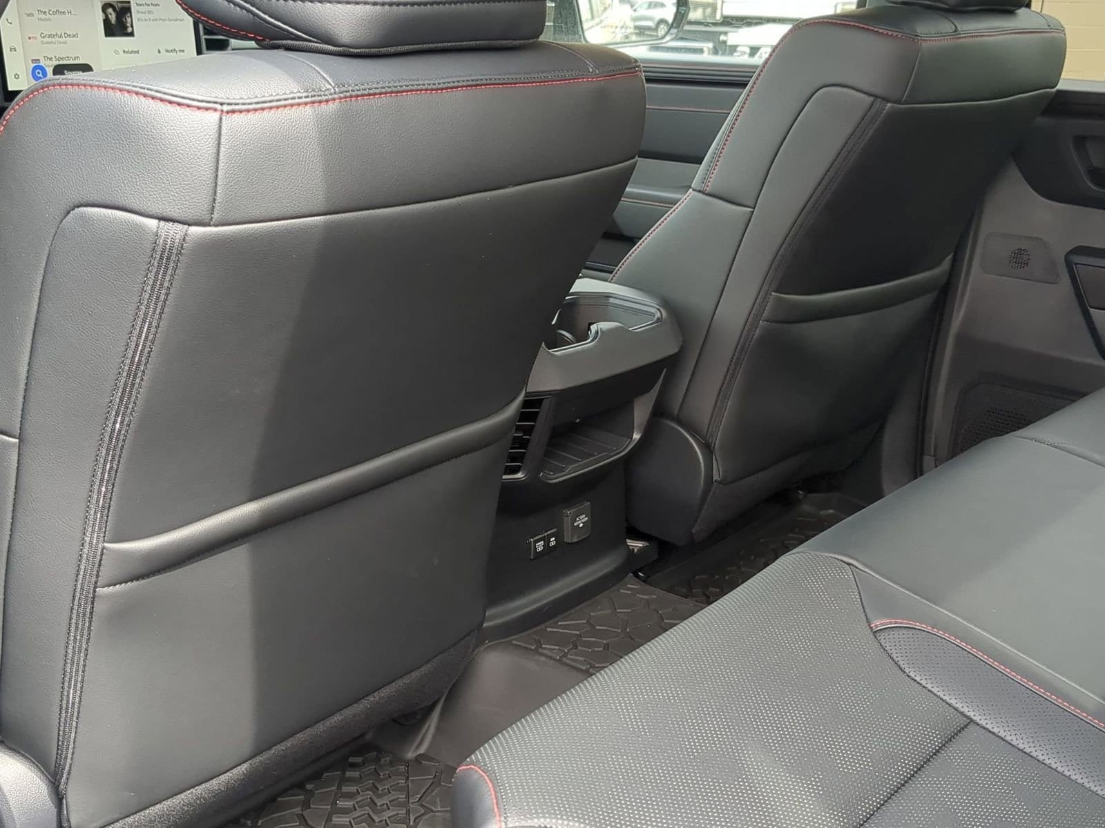 Thumbnail: 2025 Toyota Tundra - 18