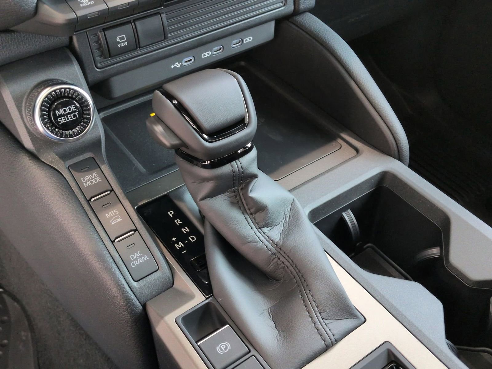 Thumbnail: 2026 Toyota Land Cruiser - 32