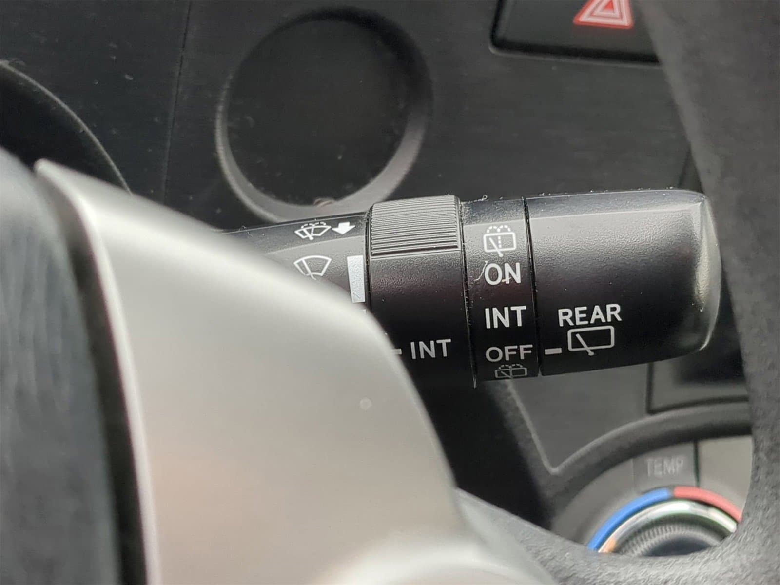 Thumbnail: 2014 Toyota Prius c - 32