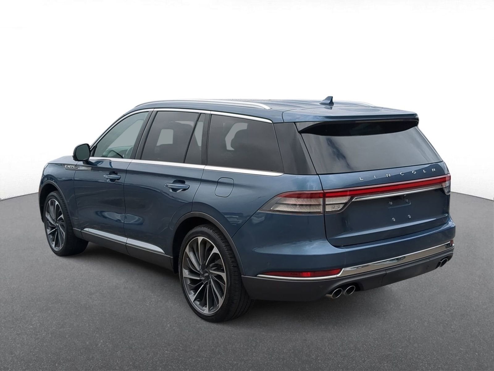 Thumbnail: 2020 Lincoln Aviator - 6