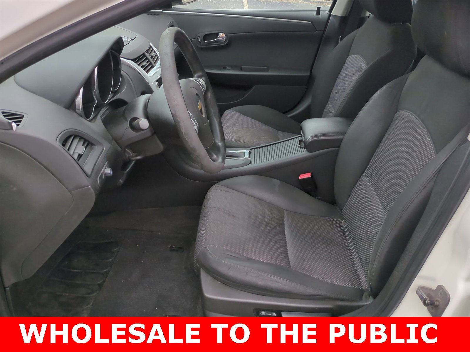 Thumbnail: 2011 Chevrolet Malibu - 16