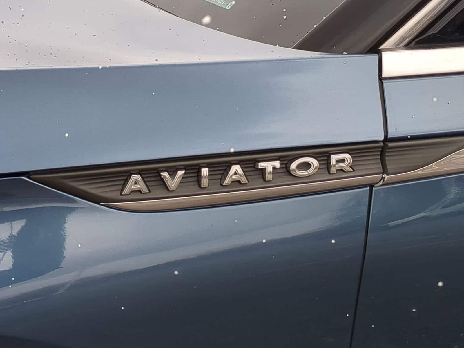 Thumbnail: 2020 Lincoln Aviator - 13