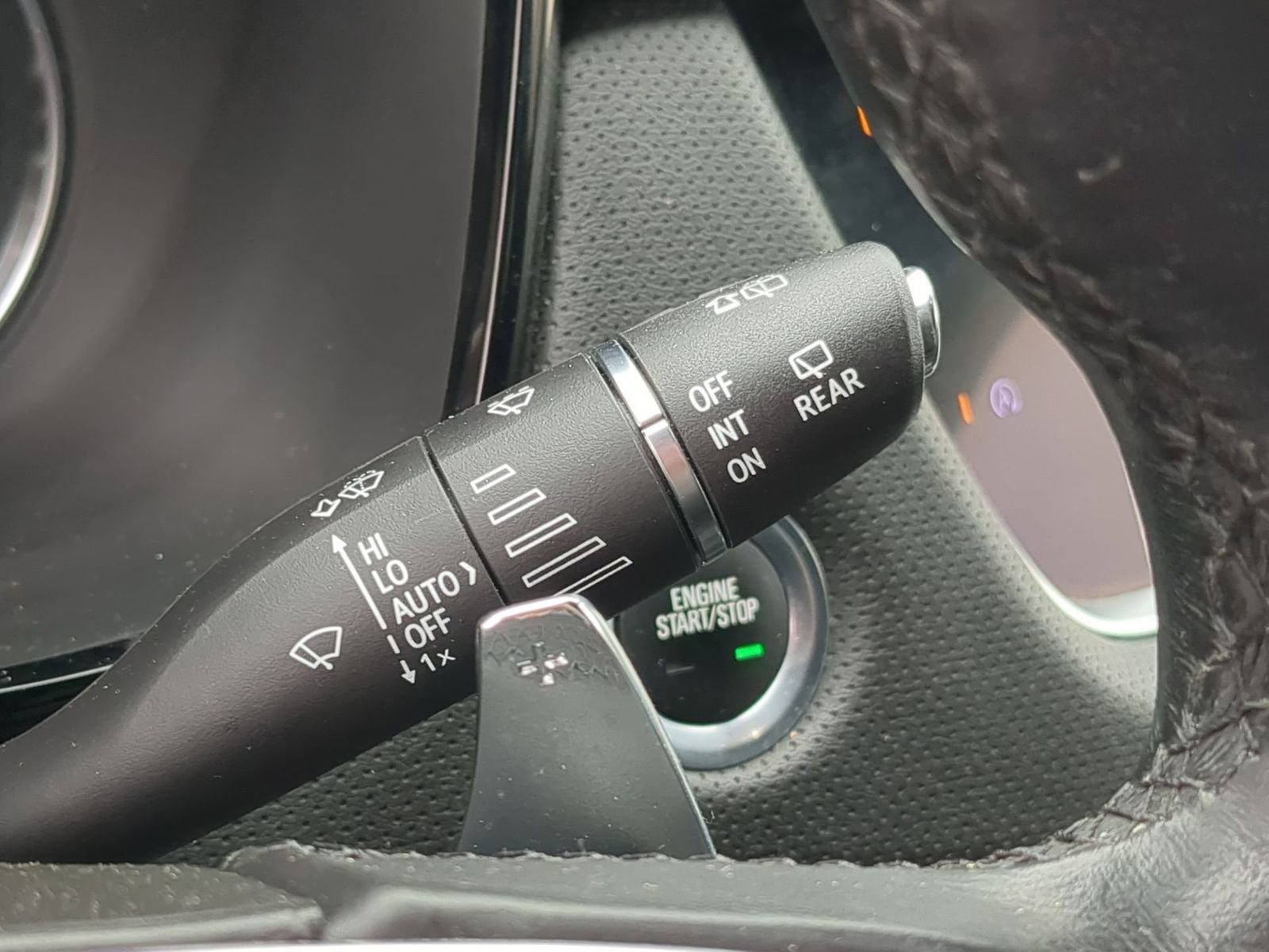 2020 Cadillac XT5 Sport - Photo 25