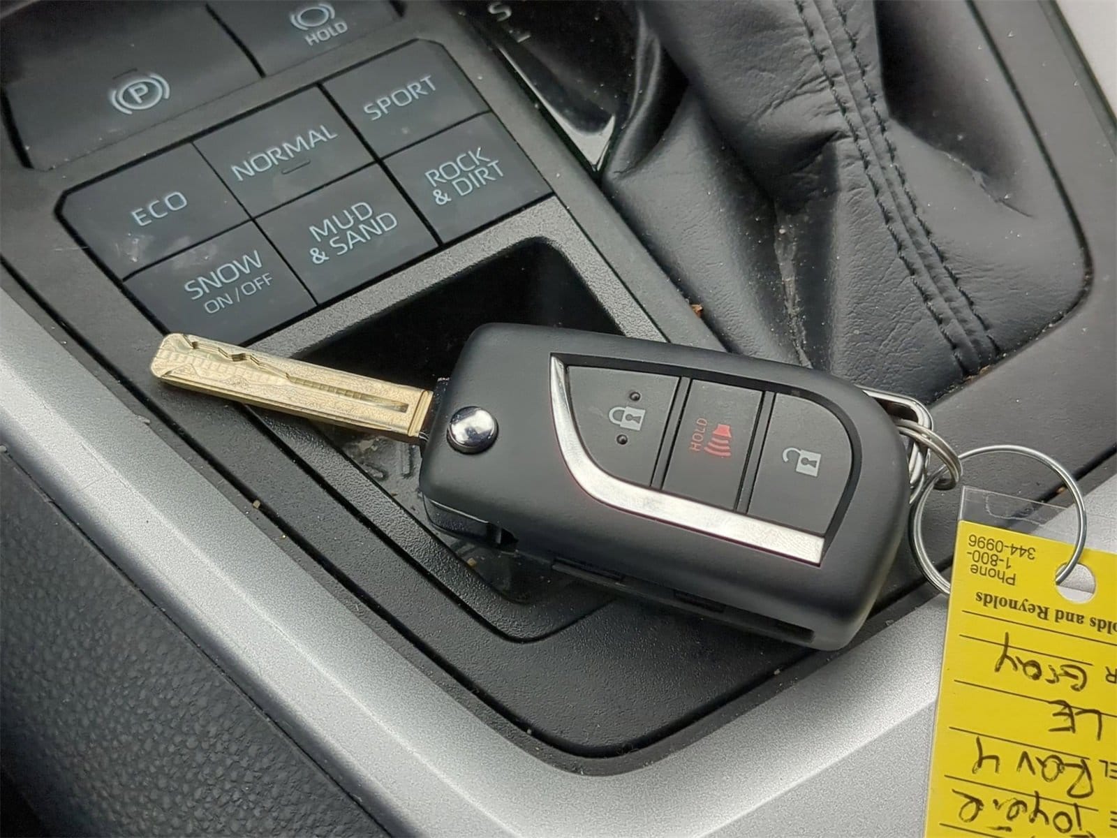 Thumbnail: 2023 Toyota RAV4 - 39