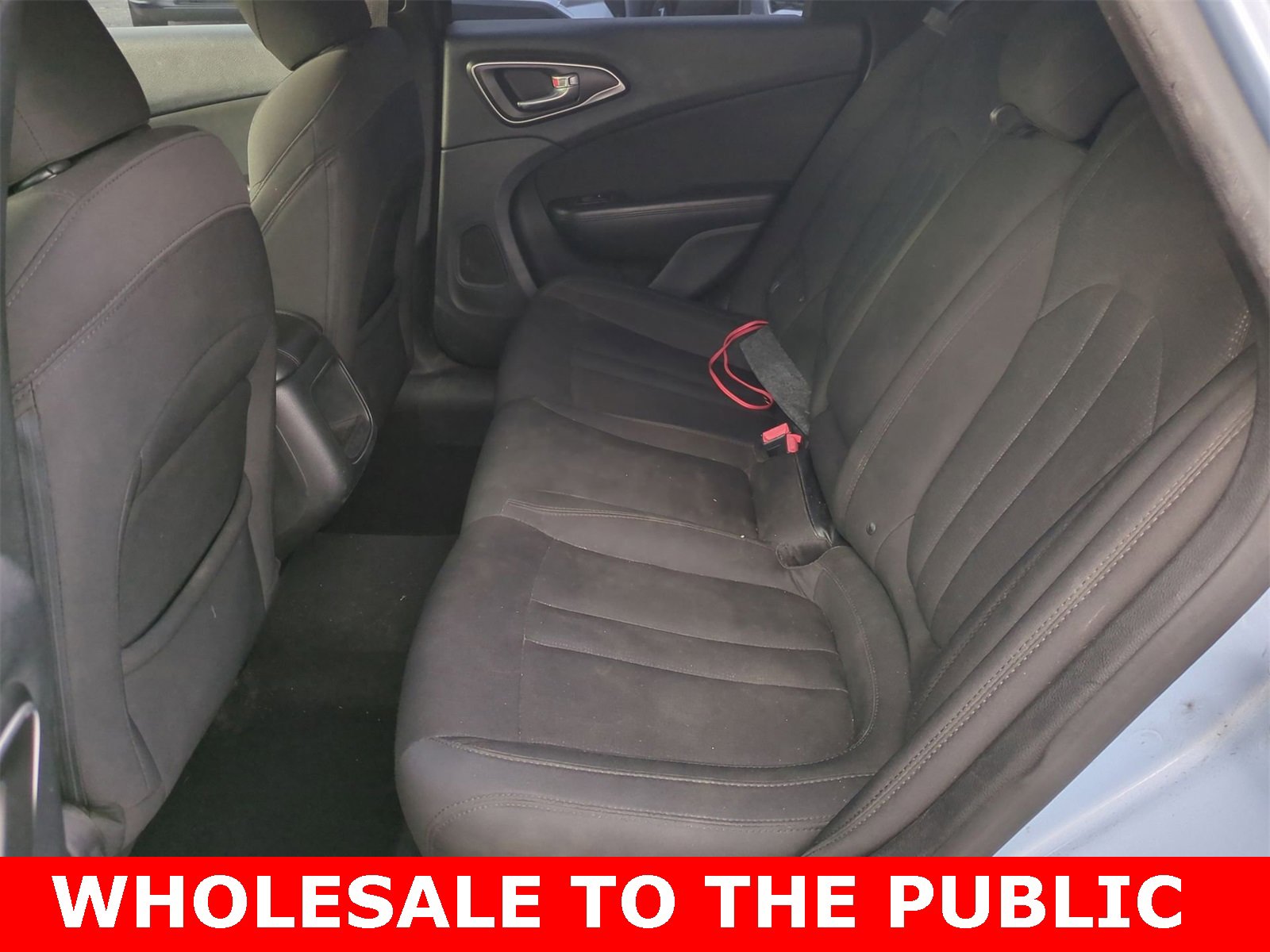 Thumbnail: 2015 Chrysler 200 - 17