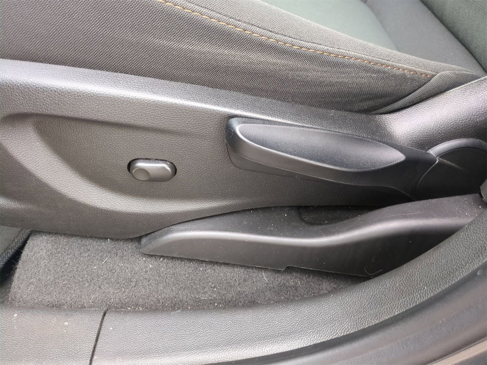 Thumbnail: 2019 Chevrolet Trax - 17