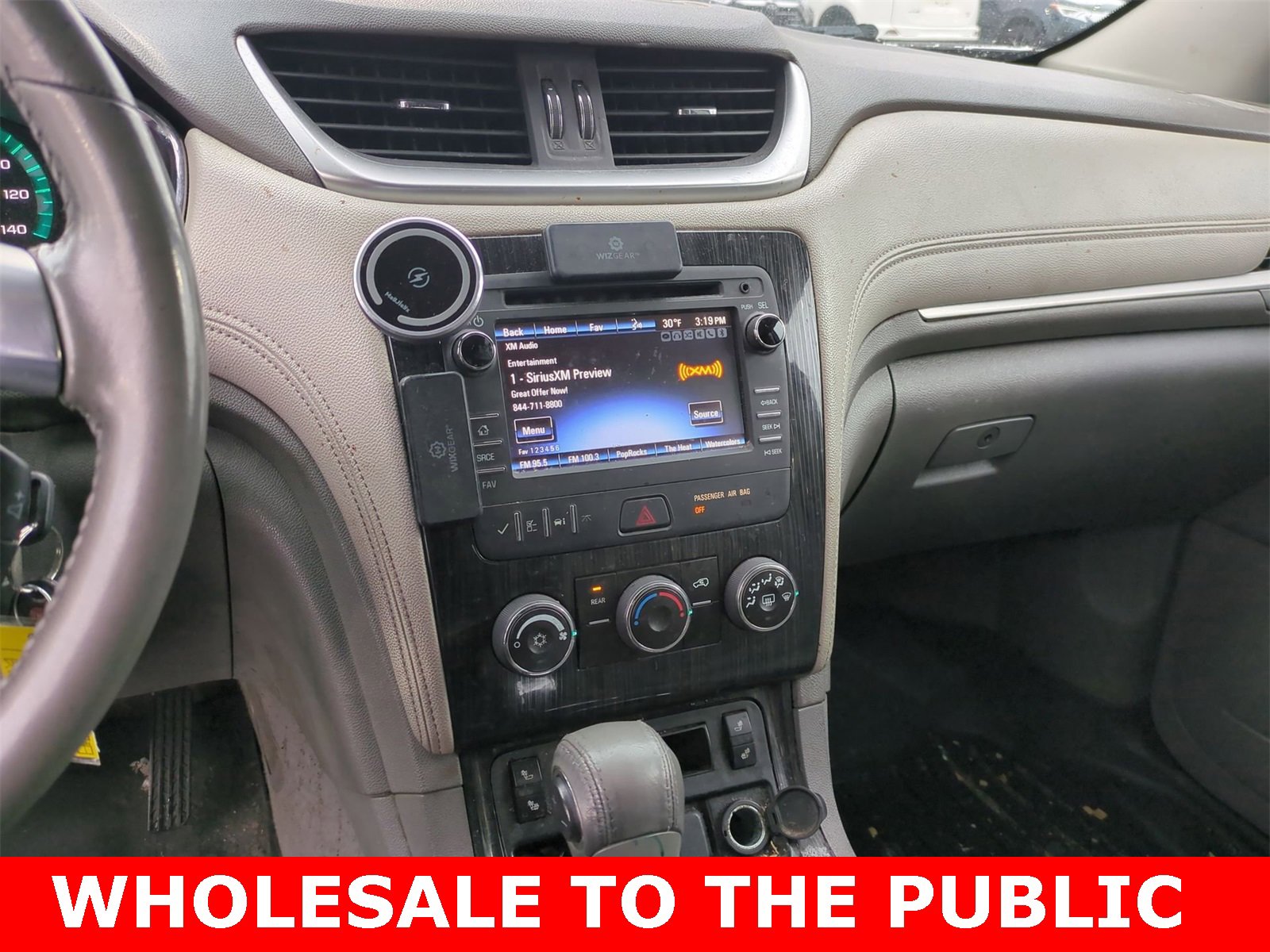 Thumbnail: 2015 Chevrolet Traverse - 26