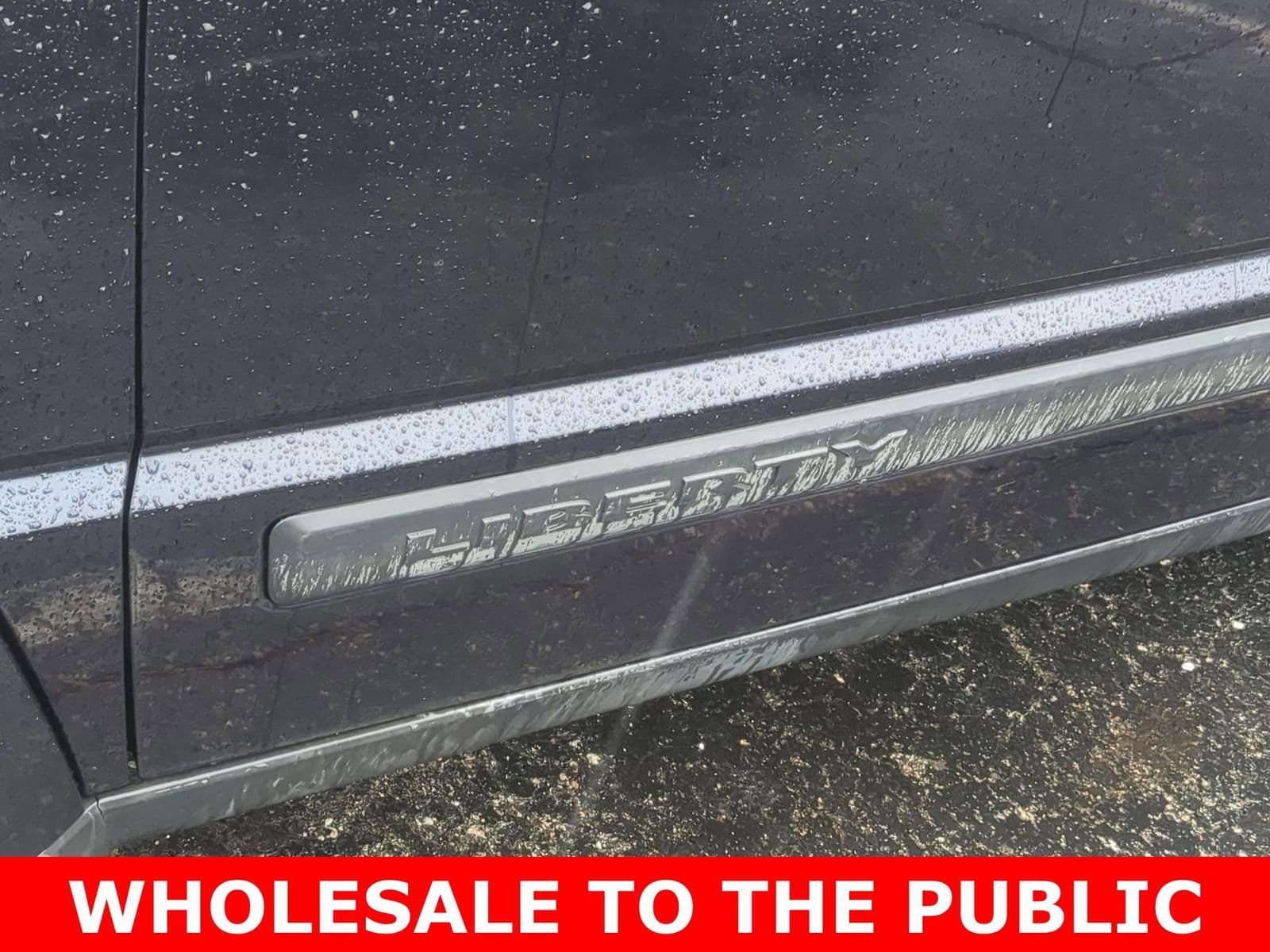 Thumbnail: 2011 Jeep Liberty - 20