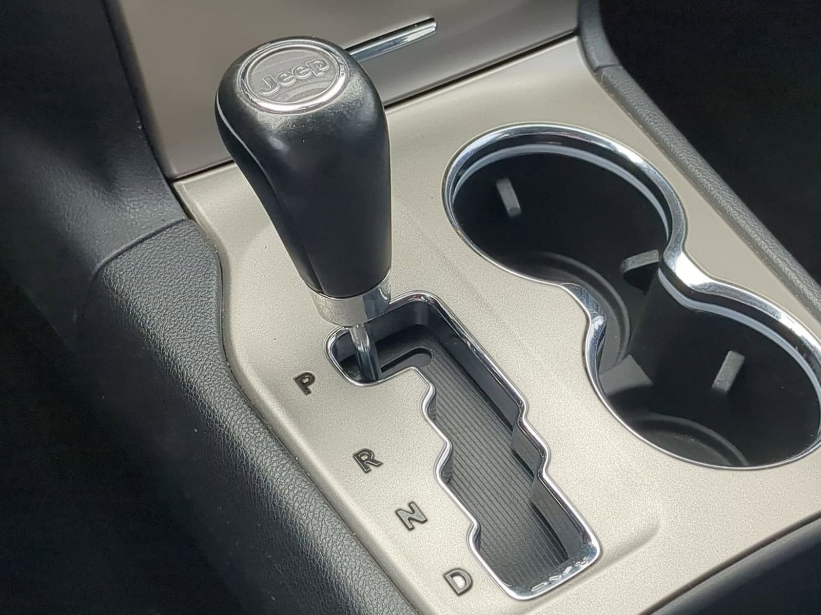 Thumbnail: 2013 Jeep Grand Cherokee - 29