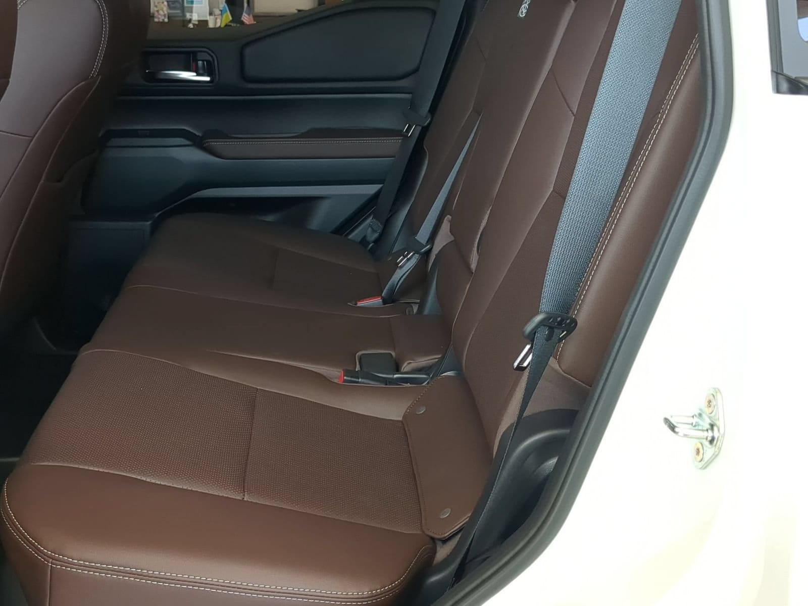 2027 Toyota Land Cruiser Base - Photo 19