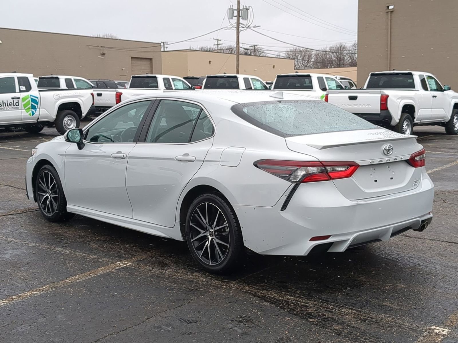 Thumbnail: 2024 Toyota Camry - 12