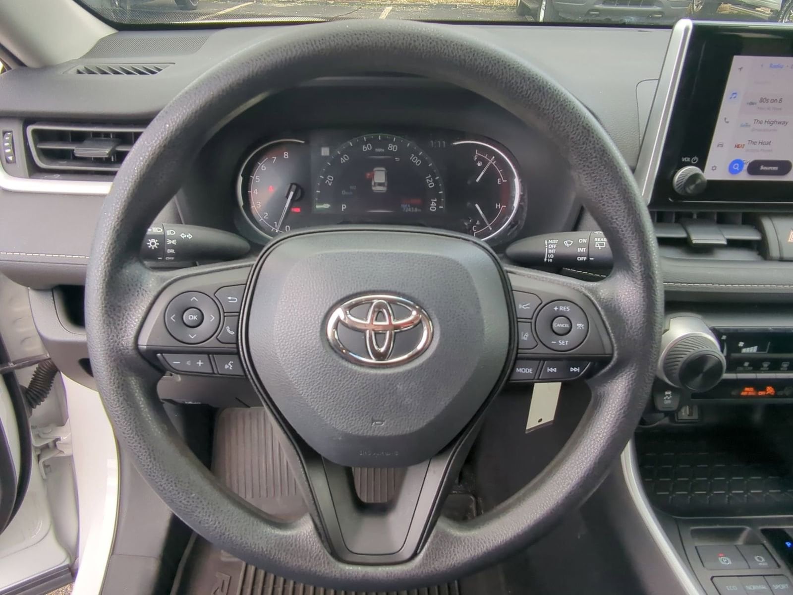Thumbnail: 2023 Toyota RAV4 - 22
