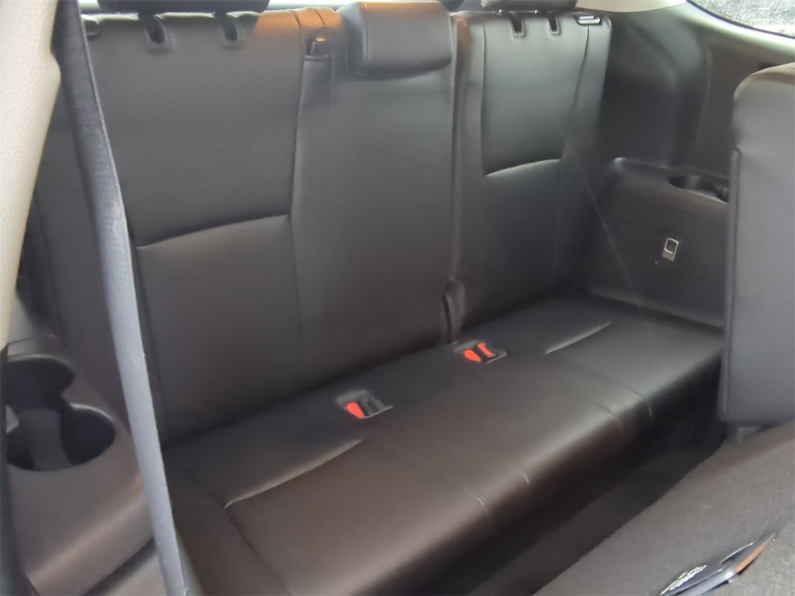 Thumbnail: 2023 Toyota Highlander - 29