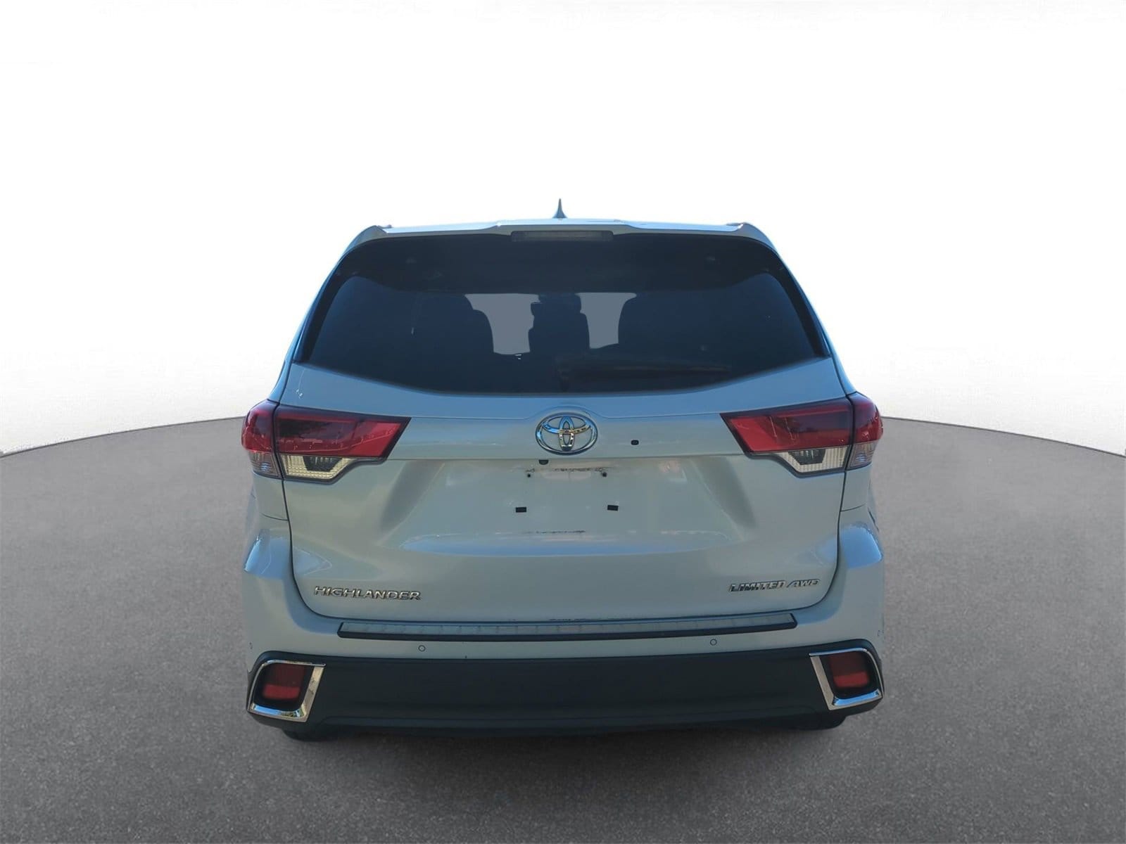 Thumbnail: 2019 Toyota Highlander - 7