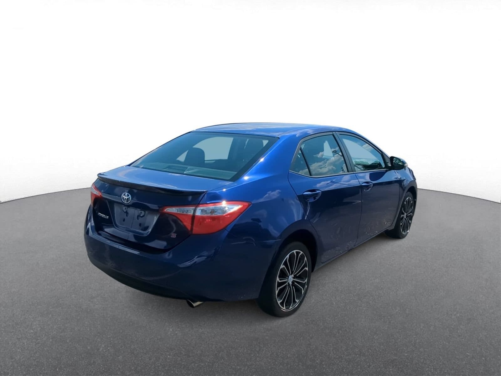 Thumbnail: 2016 Toyota Corolla - 8