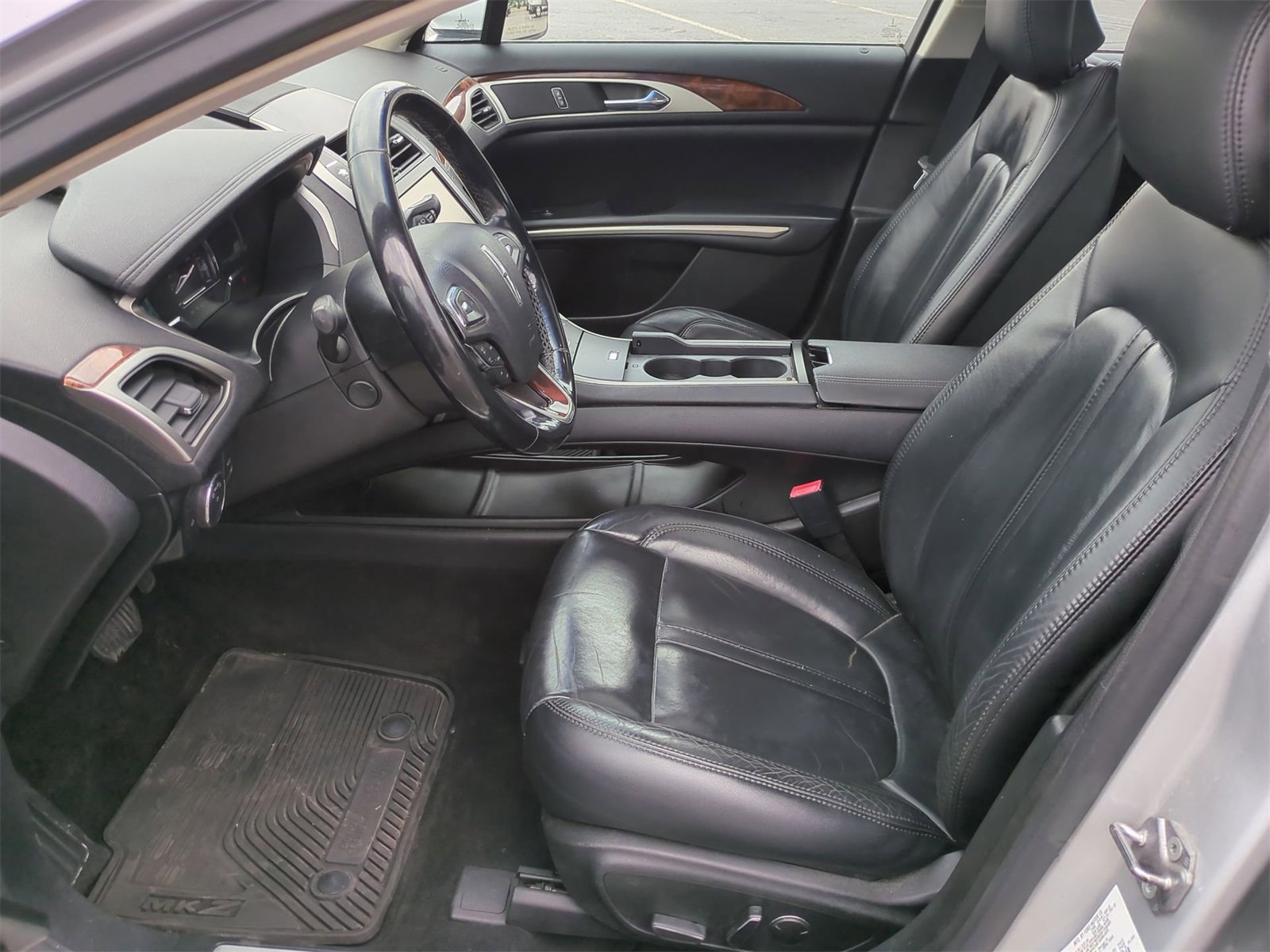 Thumbnail: 2015 Lincoln MKZ - 15
