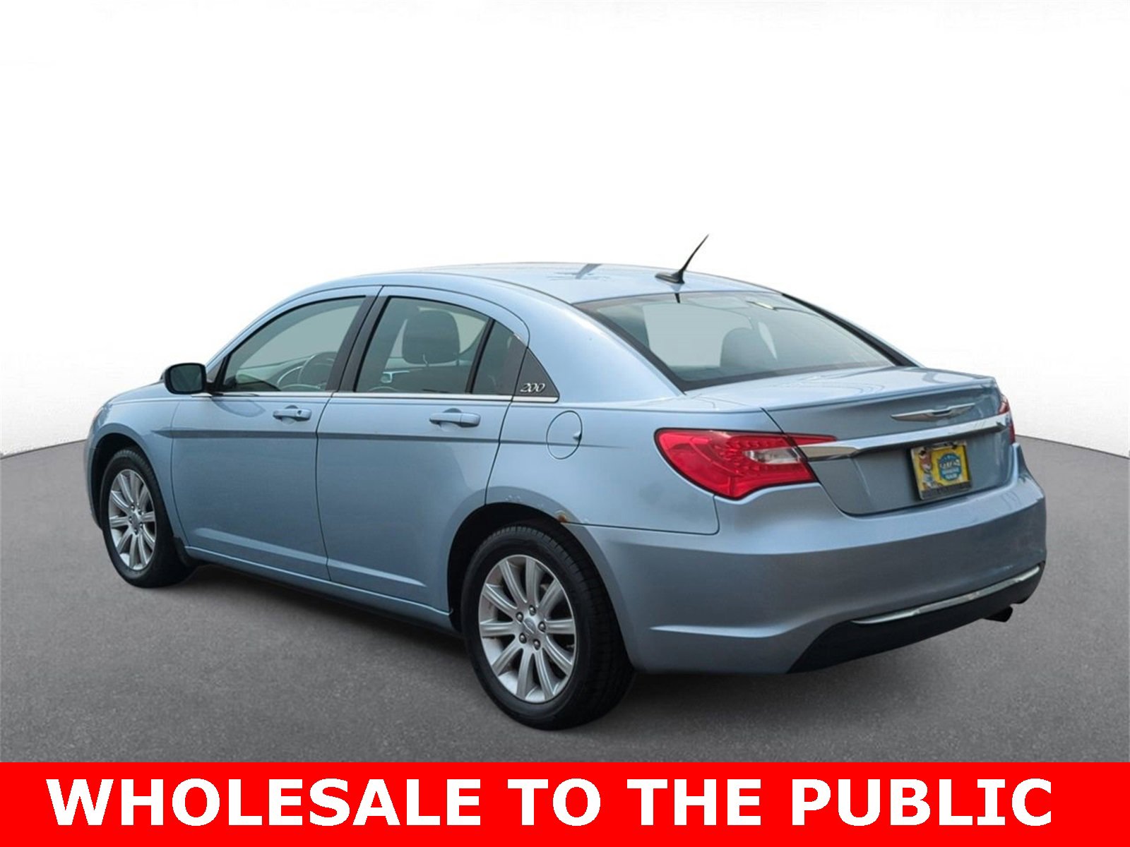 Thumbnail: 2013 Chrysler 200 - 6