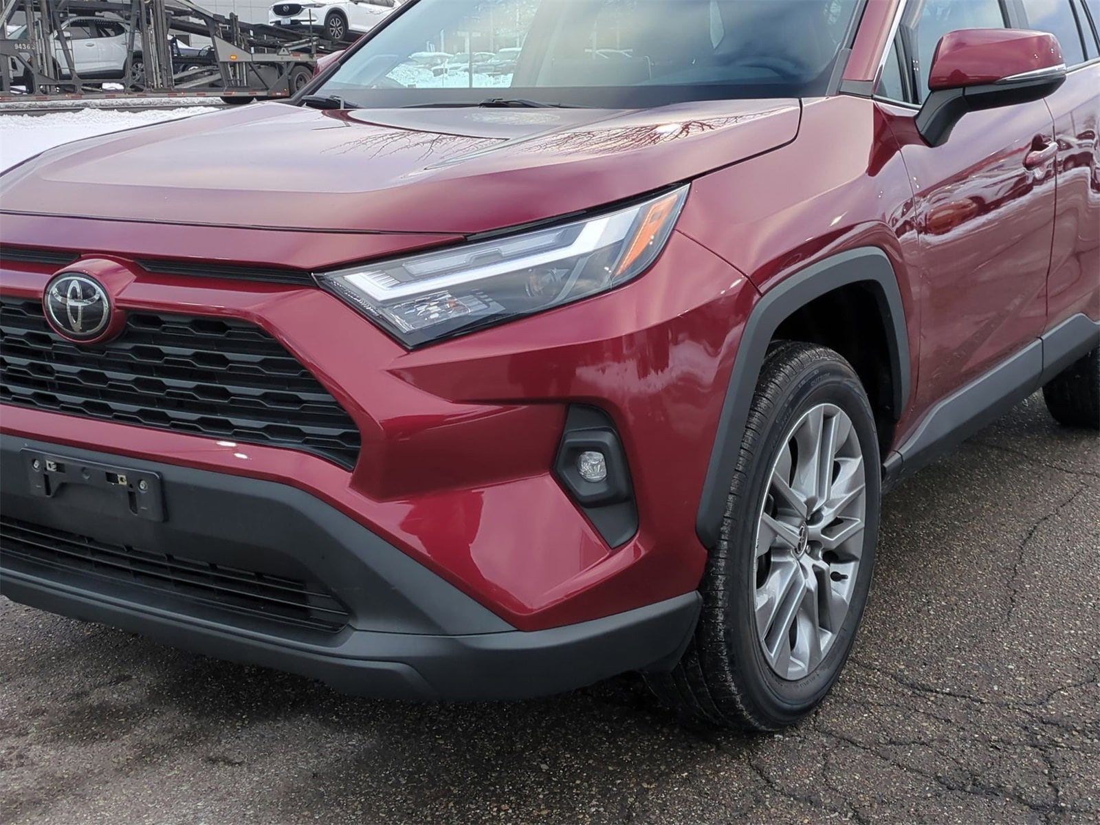 Thumbnail: 2022 Toyota RAV4 - 11