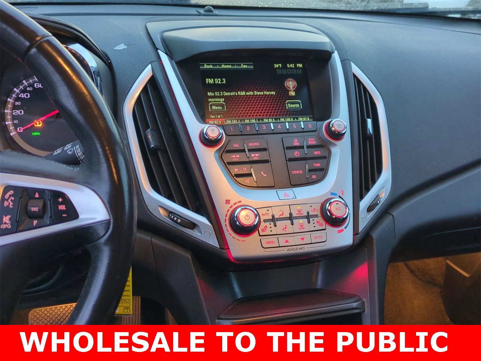 Thumbnail: 2017 GMC Terrain - 27