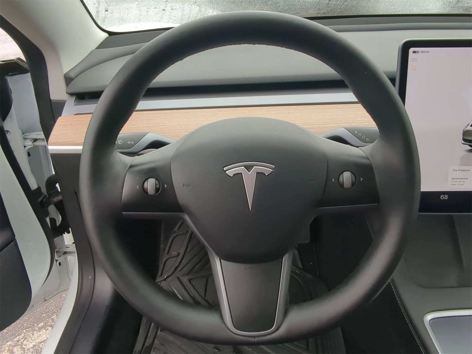 Thumbnail: 2022 Tesla Model 3 - 29